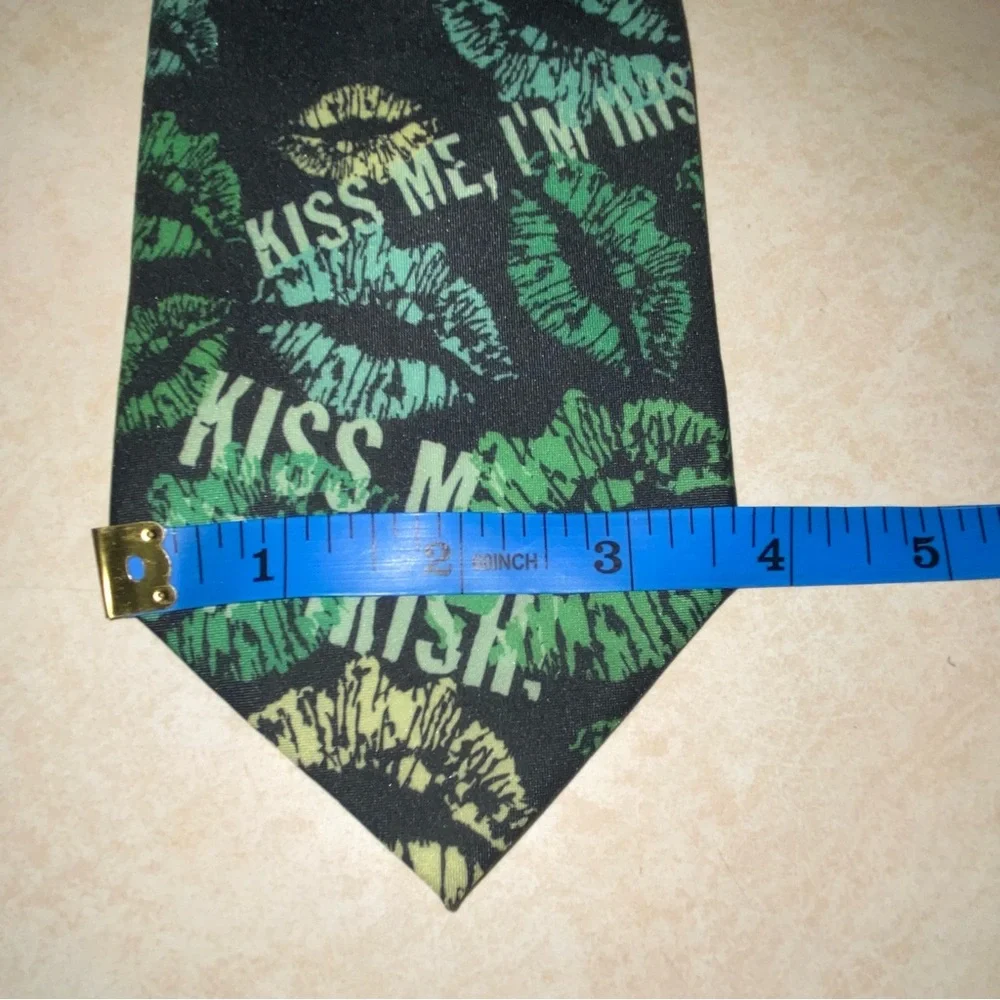 Ralph Marlin Mens Tie Kiss Me I’m Irish  St. Patrick's Day Vintage 90s USA Made